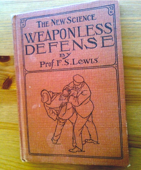 1906 Book Weaponless Defense by Prof Lewis w Photos