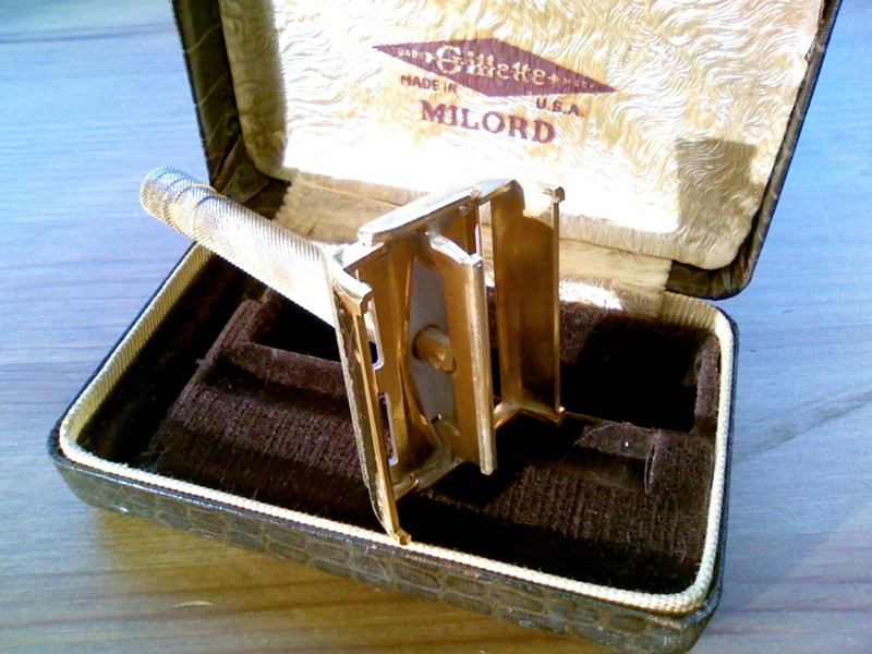 Old Gillette Milord Gilded Safety Razor in Original Alligatored Box 